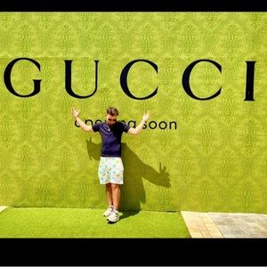 Meet your Posher, closetofkings